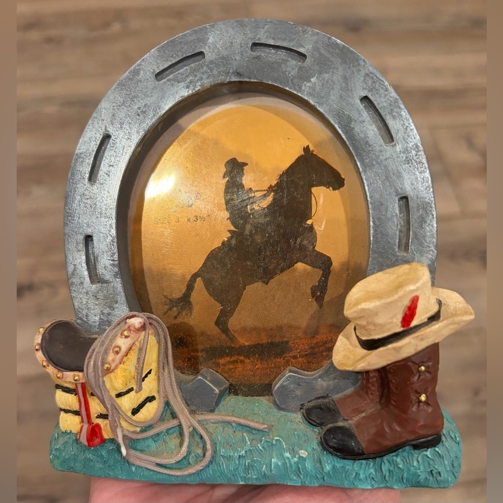 Vintage Russ Western Cowboy Horse Silhouette Horseshoe Frame 3x3.5